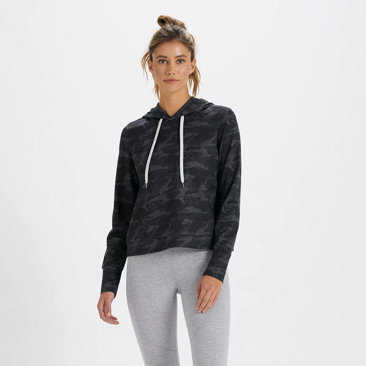 Vuori Women's Halo Essential Hoodie 1 Vuori Women's Halo Essential Hoodie